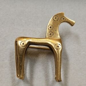 GREEK TROJAN HORSE BROOCH PIN ART DECO BRASS. 2" X 1 1/2"